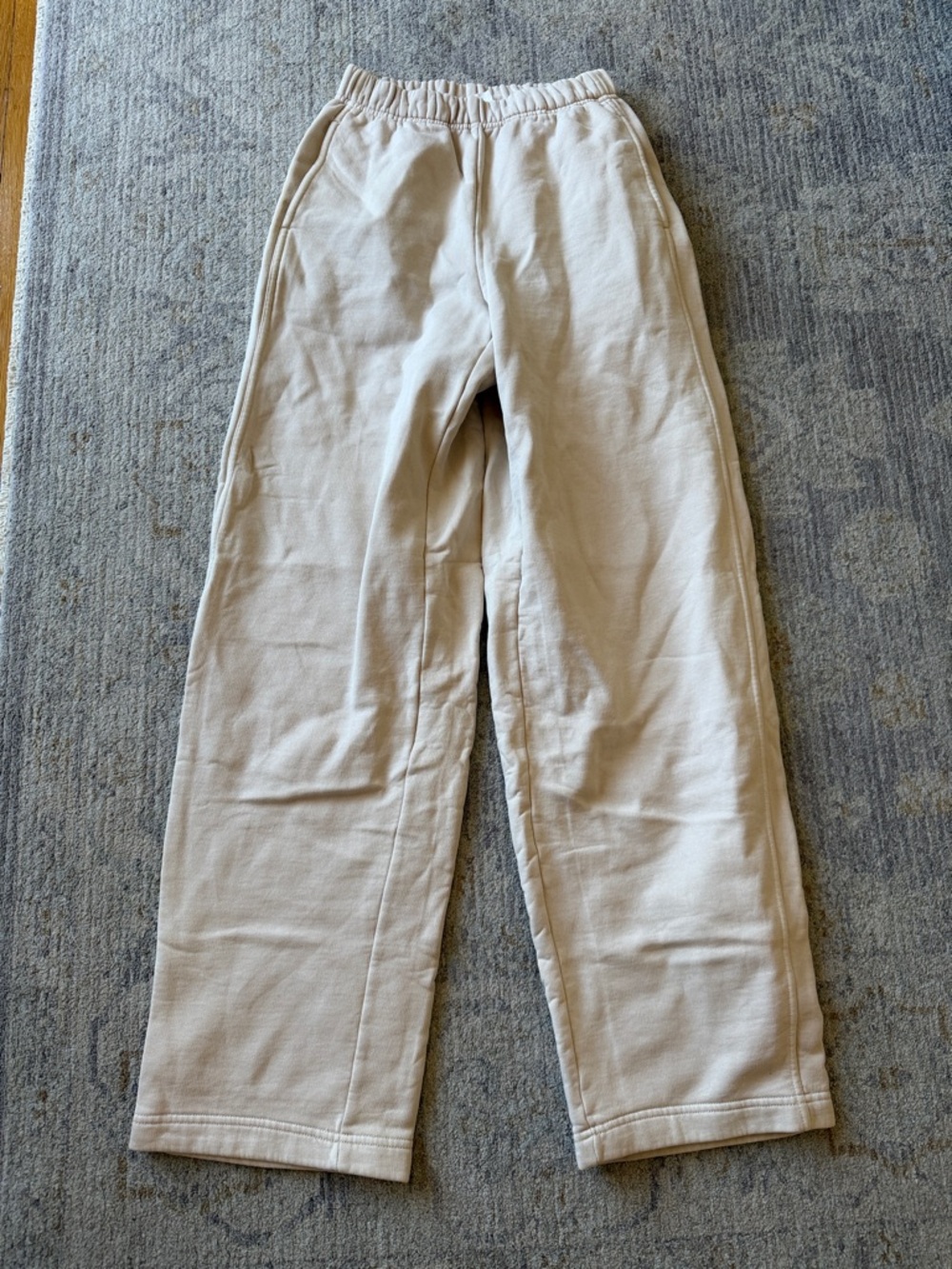 Wilfred Off-White Elastic-Waist Sweatpants
